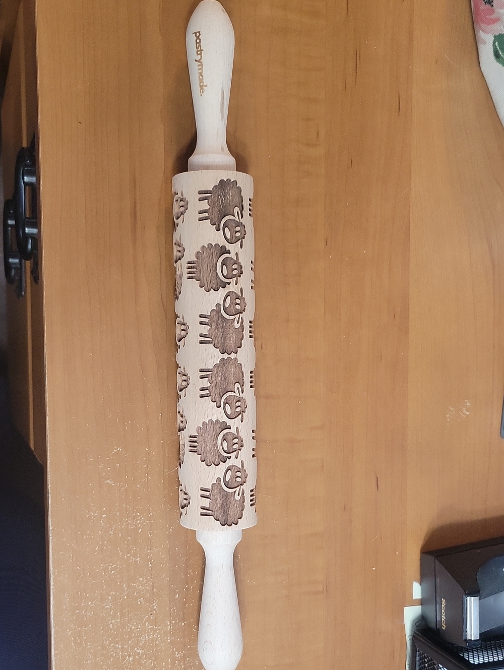 Pastry Embossed Wooden Rolling Pin - Light Natural Wood Sheep Design